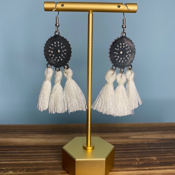 Hippie Boho Chic Fringe Tassel Earrings - Picture 3 of 6